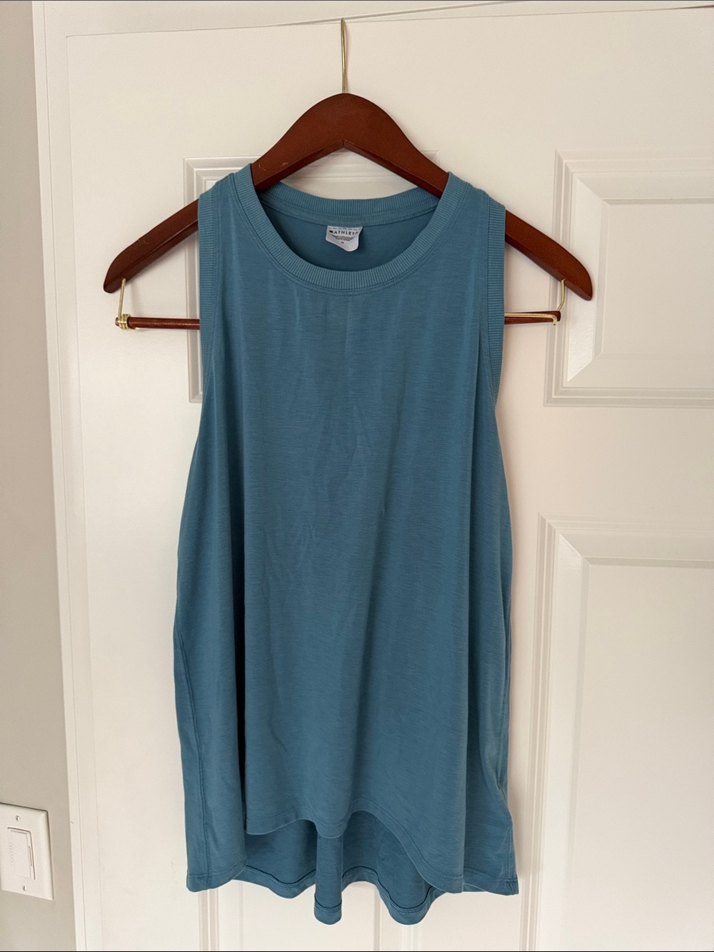 Athleta Teal Tank Top - Sleeveless Crew Neck